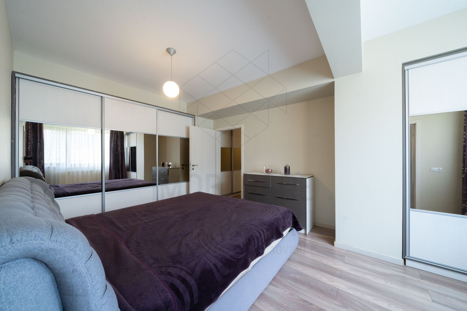 Herastrau | 4 camere, parcare si boxa | Centrala proprie