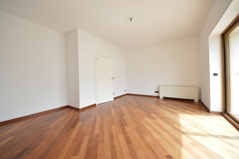 5 room Apartment for sale, Primaverii area