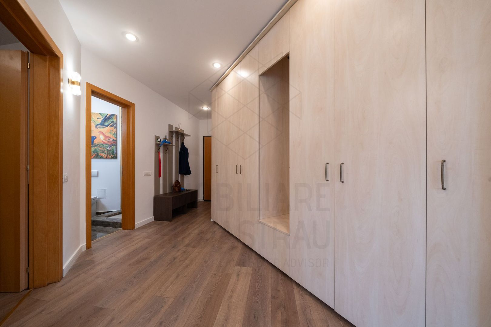 3 room Apartment for rent, Aviatorilor area